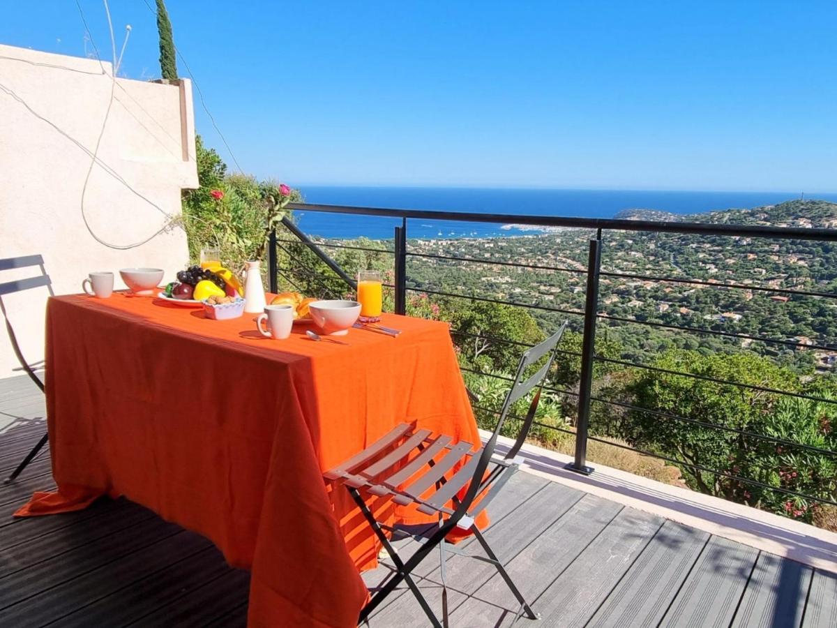 Holiday Home Les Terrasses De L'Eau Blanche-4 By Interhome Кавалере-сюр-Мер Екстериор снимка