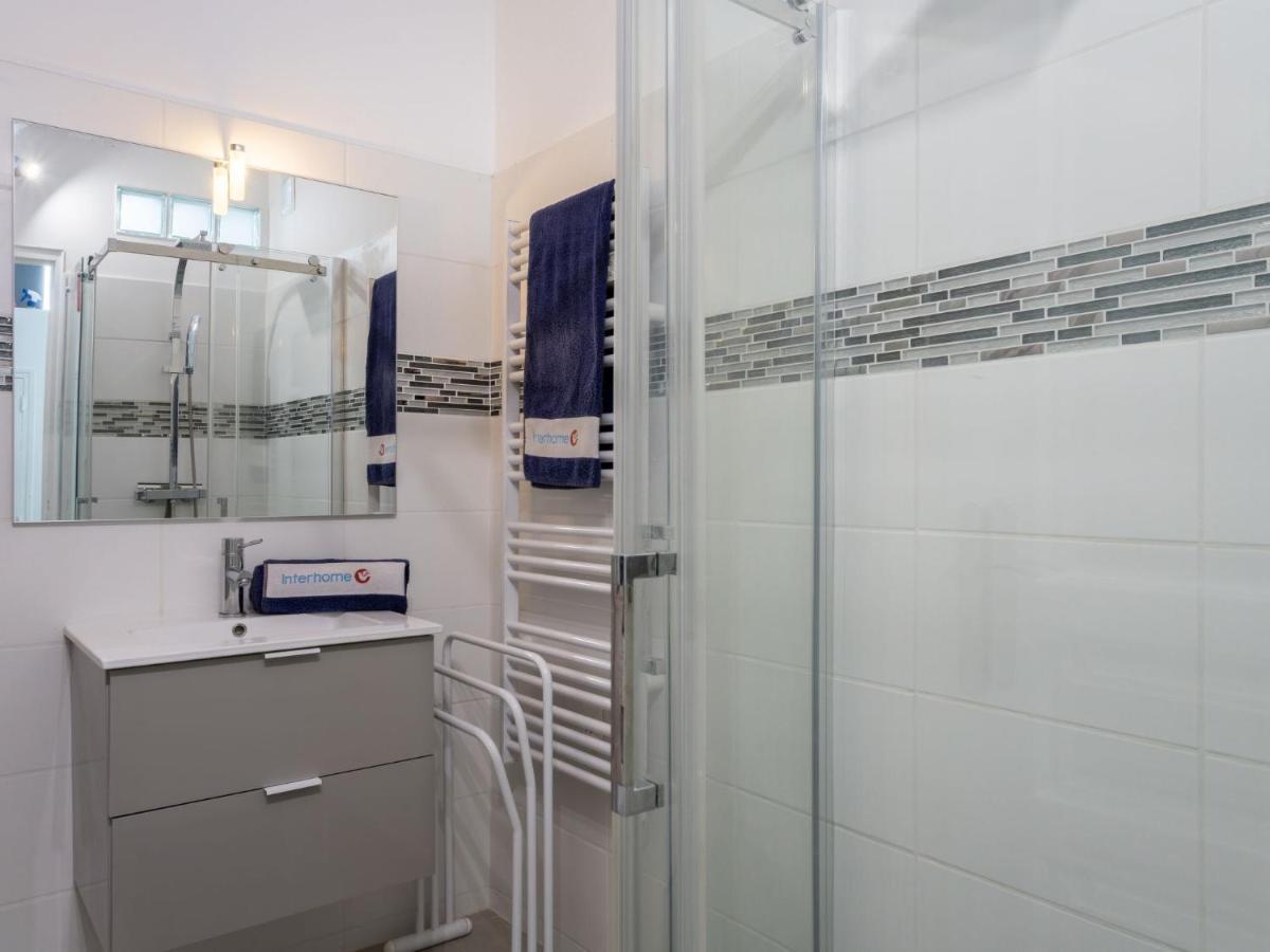 Holiday Home Les Terrasses De L'Eau Blanche-4 By Interhome Кавалере-сюр-Мер Екстериор снимка